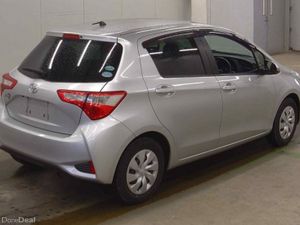 2017 Toyota Yaris Vitz Automatic - Image 3