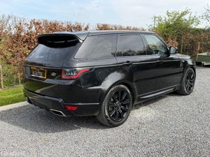2021 Range Rover Sport P400 HSE Dynamic Pan Roof - Image 3