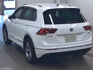 2018 VW Tiguan R-Line 4 Motion - Image 4