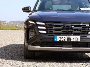 Hyundai Tucson Tucson FL 2WD Platinum PHEV Auto - Image 3