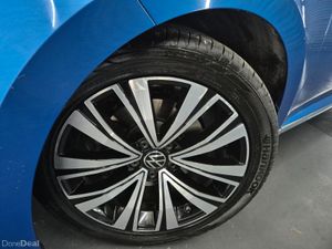 Volkswagen Arteon 2023 - Image 2