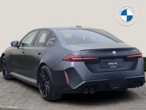 BMW M5 Saloon - Image 3