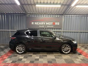 2013 132 Lexus CT 200H EXECUTIVE Automatic - Image 2