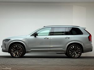 Volvo XC90 PLUS PRO T8 AWD 455HP *PAN ROOF* - Image 4