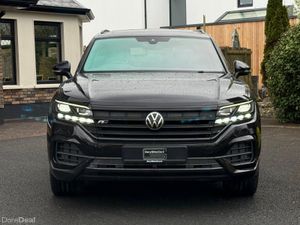 Immaculate 211 Volkswagen Touareg Black Ed! - Image 2