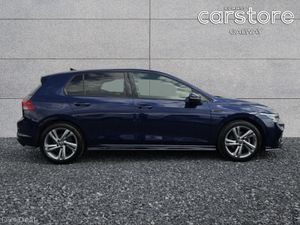 Volkswagen Golf 1.5 TSI 130HP R-Line - Image 2