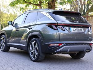 Hyundai Tucson 4WD Executive Plus PHEV Auto - Image 4