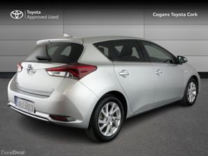 Toyota Auris DAA-ZWE186H 5DR AUTO - Image 2