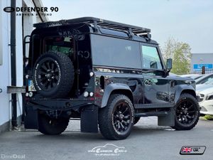 DEFENDER 90 URBAN SANTORINI BLACK ***NO VAT 4x4 - Image 2