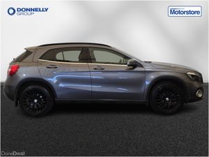 Mercedes-Benz GLA Class Gla Diesel Hatchback SE - Image 3