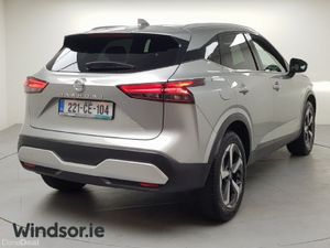 Nissan Qashqai 1.3 PET MILD HYBRID SV PREMIUM - Image 4