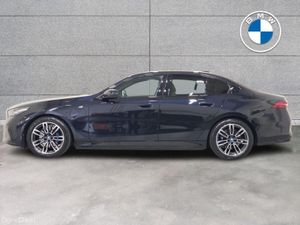 BMW 5-Series 530e M Sport Saloon - Image 3
