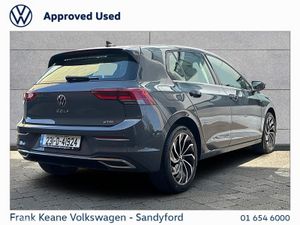 Volkswagen Golf *Style* 1.5 eTSI 130HP  DSG MHEV @ - Image 3