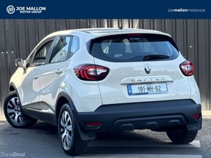 Renault Captur 0.9 TCe 90 PLAY - Image 3