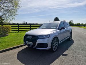 Audi Q7 Quattro S Line Black Edition 7 Seater - Image 2