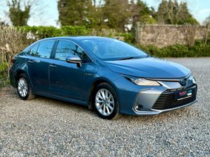 2021 Toyota Corolla 1.8 Hybrid Luna Automatic - Image 2