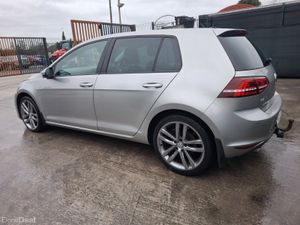 2017 Volkswagen Golf Trendline TDI. Light Damage - Image 4