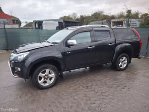2014 Isuzu D Max 2.5 Diesel 6 speed - Image 2