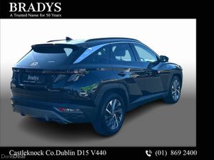 Hyundai Tucson Comfort Plus--Leather--Automatic - Image 4