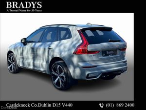 Volvo XC60 T6 Ultra Dark AWD PHEV--Ventilated Napp - Image 4