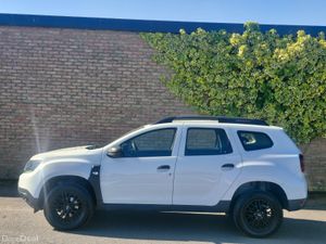 Dacia Duster ESSENTIAL DCI FINANCE AVAILABLE - Image 4