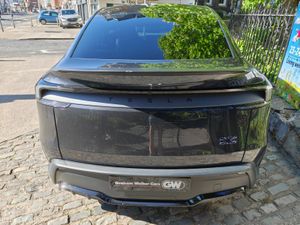 2026 (261) Tesla Model Y Performance AWD - Image 4