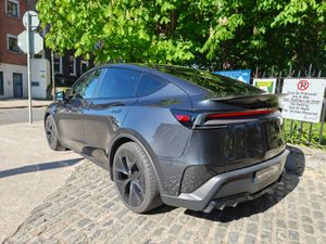 2026 (261) Tesla Model Y Performance AWD - Image 2