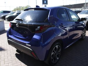 1.5 HYBRID AURA 5 DR HATCHBACK AUTOMATIC - Image 4