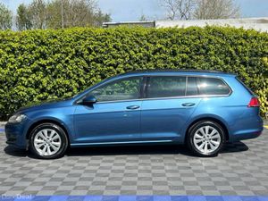 Volkswagen Golf VARIANT 1.2 TSI AUTO // REVERSE CA - Image 3
