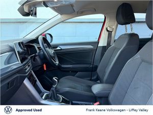 Volkswagen T-Roc STYLE 1.0 TSI 110HP *KINGS RED* * - Image 4