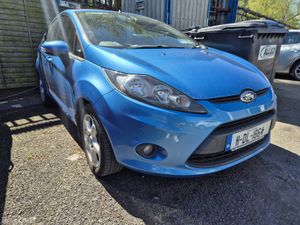 Absolutely Mint Ford Fiesta 2011 Warranty - Image 2
