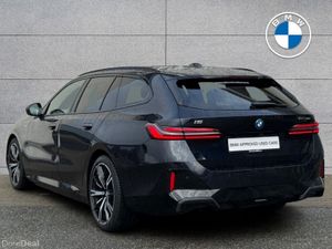 BMW i5 eDrive40 M Sport Pro Touring - Image 3