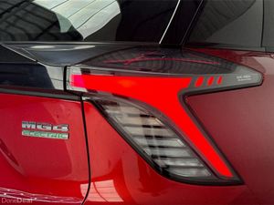 MG MG4 SR - EXCITE 51KWH**Digital Dash**Touchscree - Image 3