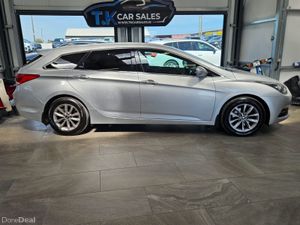 16 HYUNDAI i40 1.7 DIESEL ESTATE - Image 2