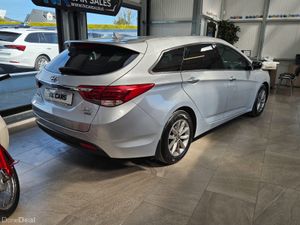 16 HYUNDAI i40 1.7 DIESEL ESTATE - Image 3