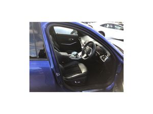 BMW 3-Series M-SPORT 320D 4WD Low mileage - Image 2