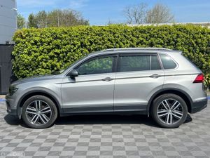 Volkswagen Tiguan 4MOTION 2.0 TDI ** BIG SPEC ** / - Image 3