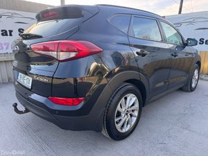 161 Hyundai Tucson 1.7D PREMIUM Warranty - Image 3