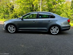 2016 VOLKSWAGEN JETTA 2.0 TDI HIGHLINE - Image 2