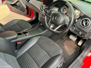 MERCEDES-BENZ 180 AMG SPORT AUTOMATIC - Image 3