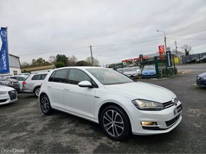Volkswagen Golf 1.4 TSI SPECIAL TAN LEATHER SEATS - Image 4