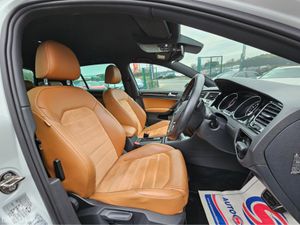 Volkswagen Golf 1.4 TSI SPECIAL TAN LEATHER SEATS - Image 2