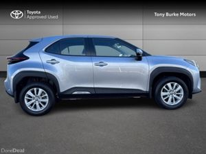 Toyota Yaris Cross - Luna - 1.5 Hybrid - Automatic - Image 3