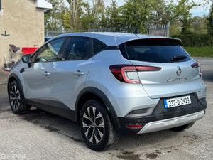RENAULT CAPTUR AUTOMATIC 2023 - Image 4
