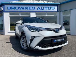 2023 Toyota C-HR I-Con low mileage - Image 4