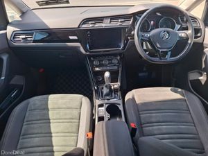 Volkswagen Touran HIGHLINE 1.4 TSI PETROL AUTO NEW - Image 2