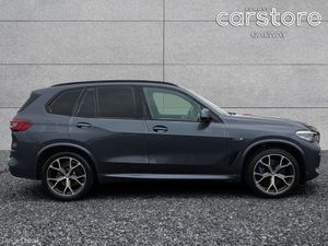 BMW X5 xDrive45e M-Sport Pro - Image 2