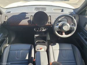 Mini Countryman C - Image 4