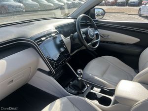 Hyundai Tucson 2WD Executive - Image 2