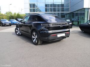 Porsche Macan - Image 2